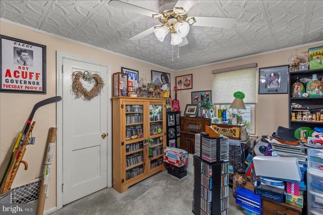 762 PRIORITY RD, York, PA 17404