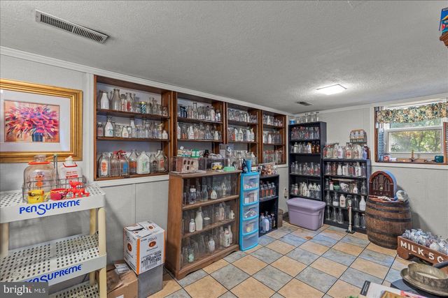 762 PRIORITY RD, York, PA 17404
