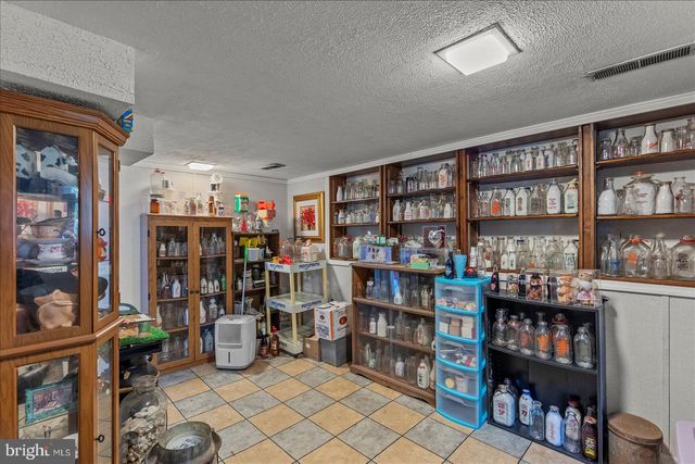 762 PRIORITY RD, York, PA 17404