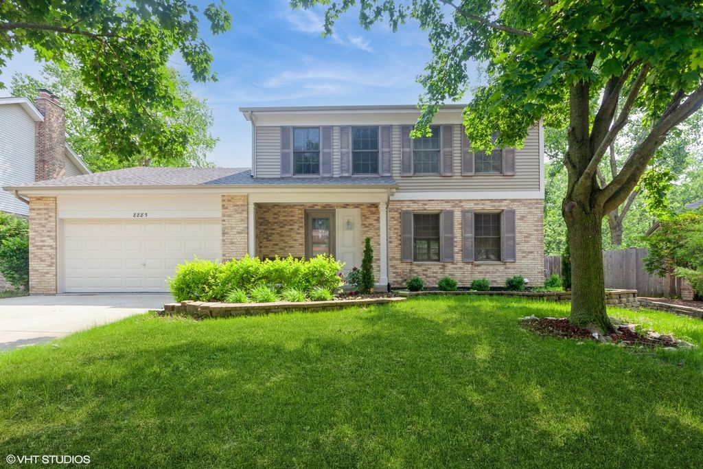 8885 Dryden Street, Woodridge, IL 60517 — exterior