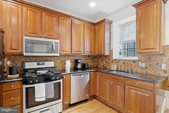 849 N LAWRENCE ST, Philadelphia, PA 19123