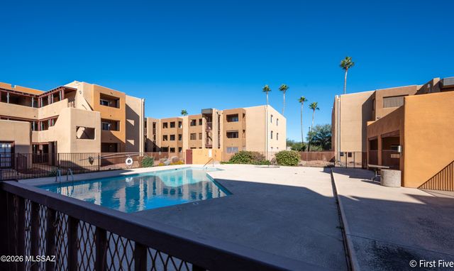 1810 E Blacklidge Dr Apt 316, Tucson, AZ 85719