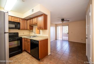 1810 E Blacklidge Dr Apt 316, Tucson, AZ 85719