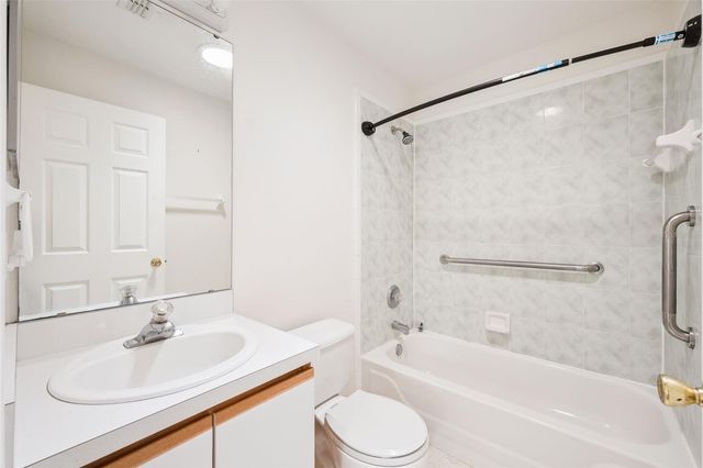 305 E 5TH STREET, St Cloud, FL 34769
