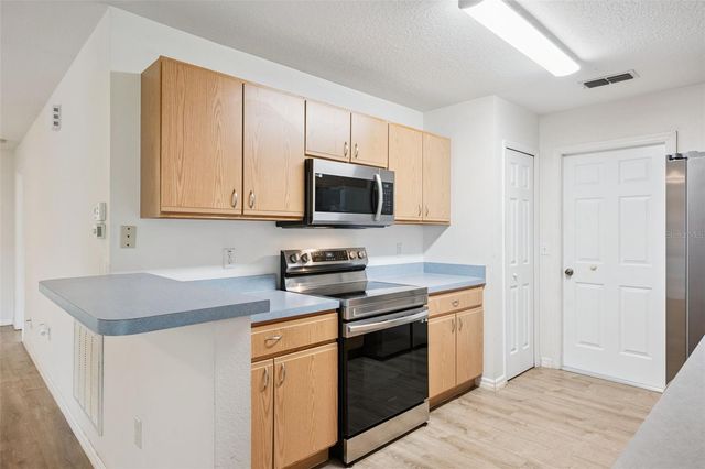 305 E 5TH STREET, St Cloud, FL 34769