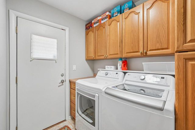 3428 S 119th STREET, West Allis, WI 53227