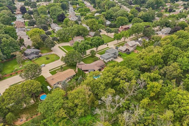 3428 S 119th STREET, West Allis, WI 53227