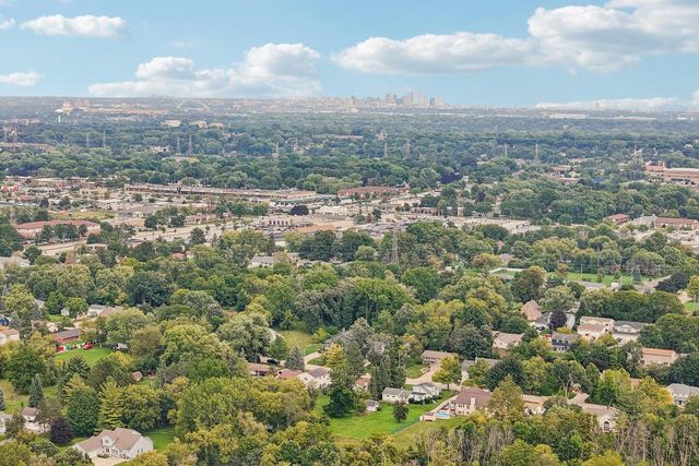 3428 S 119th STREET, West Allis, WI 53227