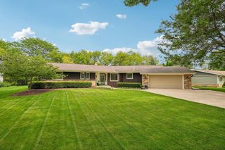 3428 S 119th STREET, West Allis, WI 53227