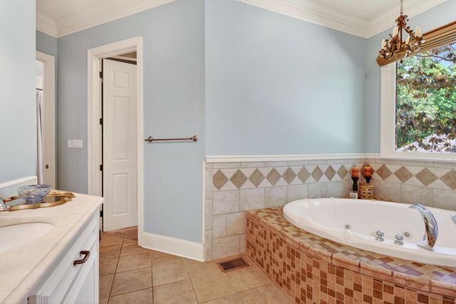 40 Marais, Hattiesburg, MS 39402