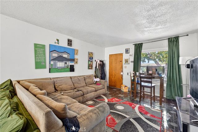 705 S Thorson Avenue, Compton, CA 90221