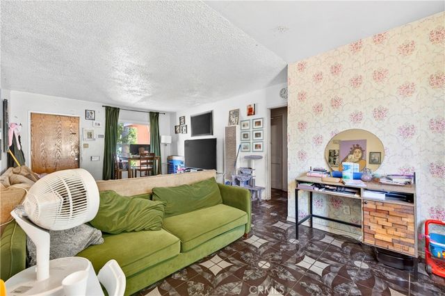 705 S Thorson Avenue, Compton, CA 90221