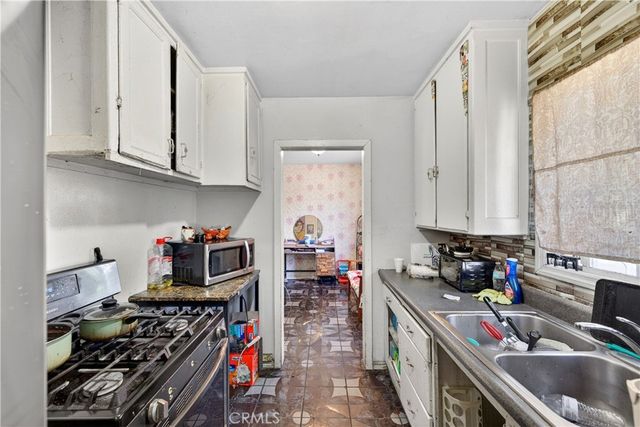 705 S Thorson Avenue, Compton, CA 90221