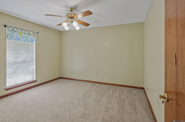 6647 Maple St, Zachary, LA 70791