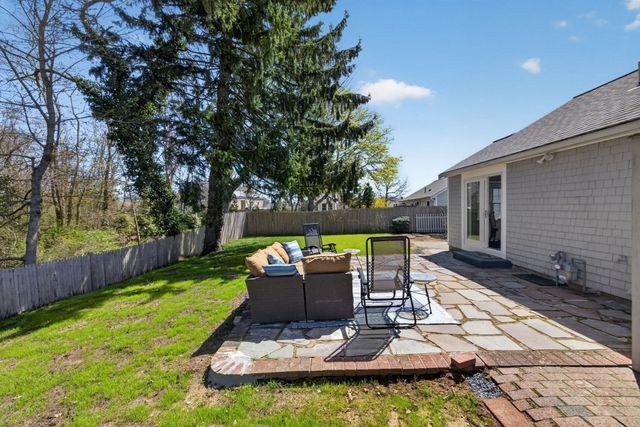 12 Spoonbill Rd, Dennis, MA 02670