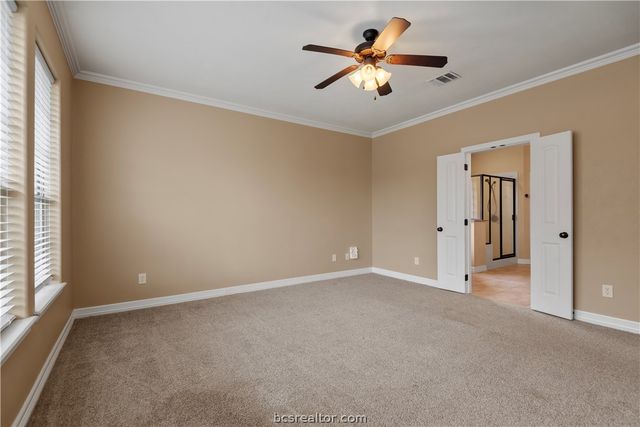 1904 Debbie Drive, Bryan, TX 77802