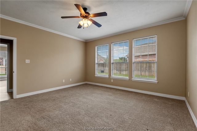 1904 Debbie Drive, Bryan, TX 77802