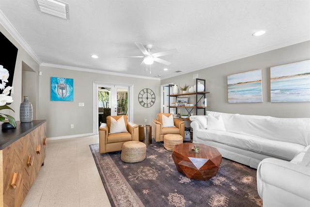 124 Bonnie Briar Lane, Delray Beach, FL 33444