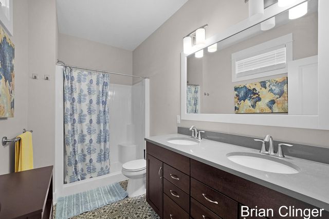 409 W Robinson Drive, Whitehall, MI 49461
