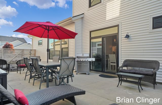 409 W Robinson Drive, Whitehall, MI 49461