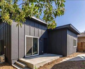 2532 1/2 Ganahl, Los Angeles, CA 90033