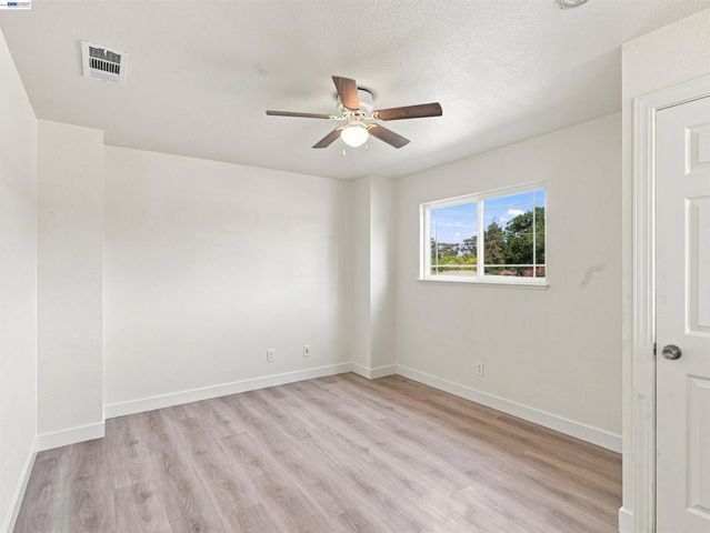 112 Jimno Ave, Pittsburg, CA 94565