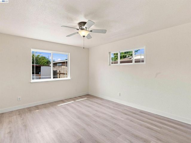 112 Jimno Ave, Pittsburg, CA 94565