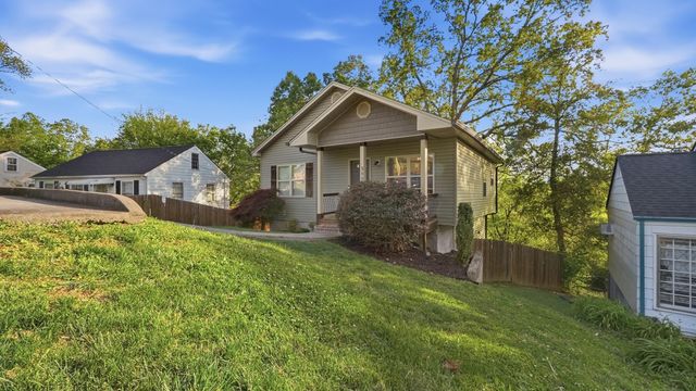 3806 Kingwood Circle, Chattanooga, TN 37412
