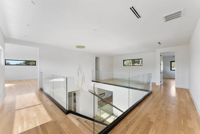 3753 Bolivar Drive, Dallas, TX 75220