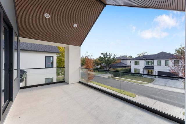 3753 Bolivar Drive, Dallas, TX 75220