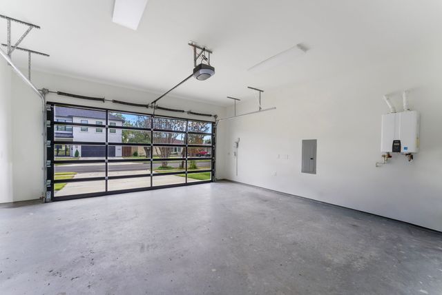 3753 Bolivar Drive, Dallas, TX 75220