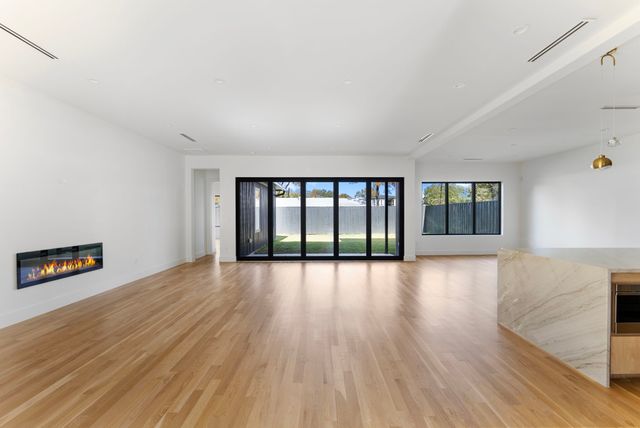 3753 Bolivar Drive, Dallas, TX 75220