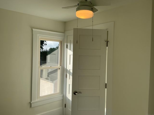 35 West Street, Cromwell, CT 06416