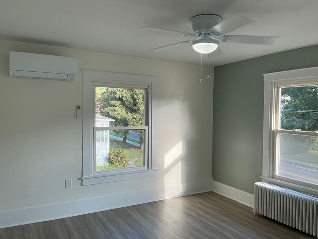 35 West Street, Cromwell, CT 06416