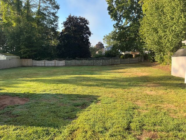 35 West Street, Cromwell, CT 06416