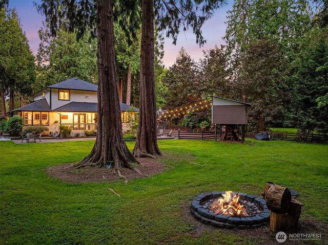 36831 249th Avenue SE, Enumclaw, WA 98022