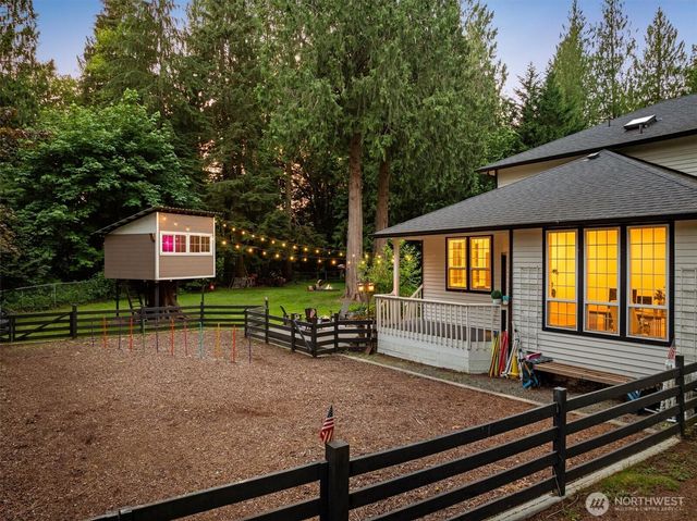 36831 249th Avenue SE, Enumclaw, WA 98022