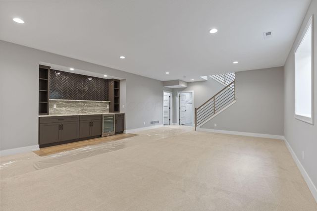 7216 Emmet Row Lane, Dublin, OH 43017