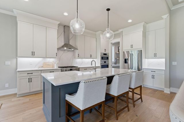 7216 Emmet Row Lane, Dublin, OH 43017