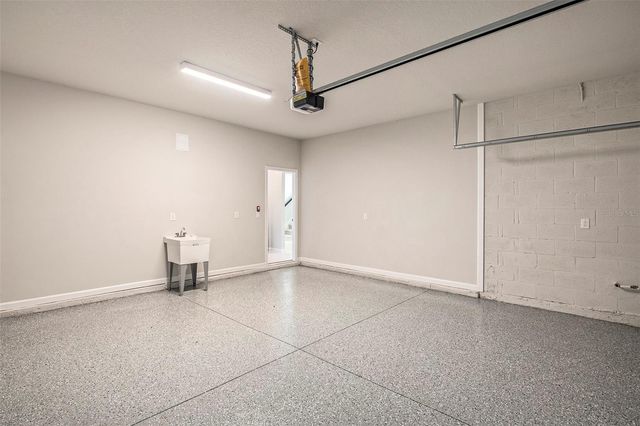 2326 VILLAGE AMBLE LOOP, Lutz, FL 33558