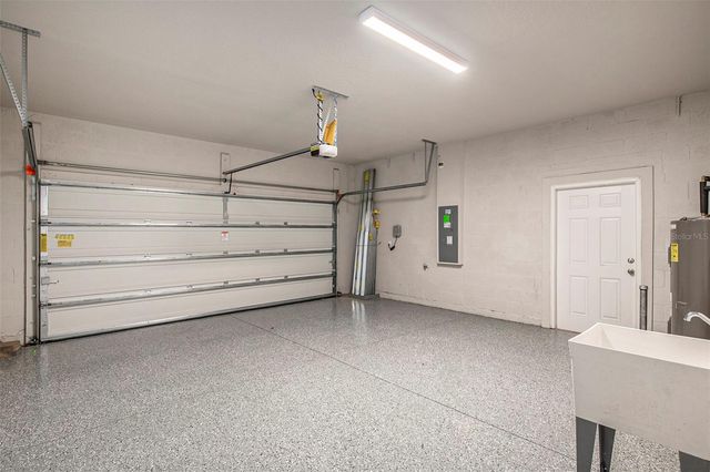 2326 VILLAGE AMBLE LOOP, Lutz, FL 33558