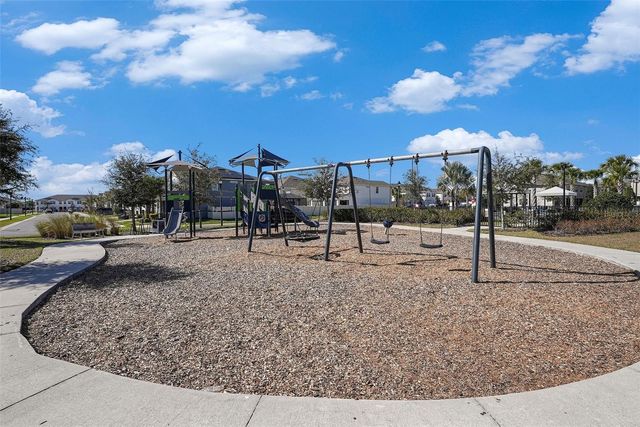 2326 VILLAGE AMBLE LOOP, Lutz, FL 33558