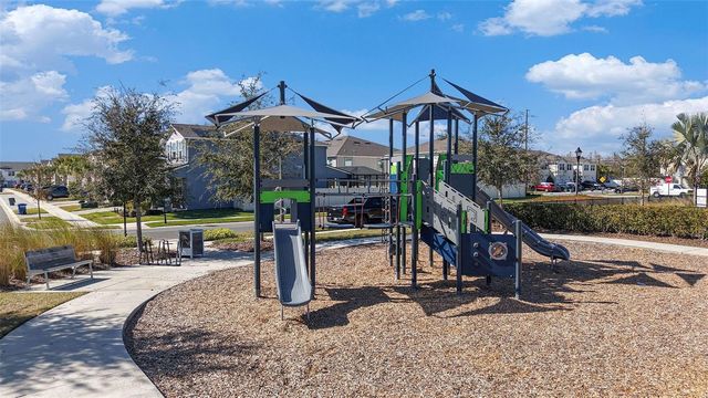 2326 VILLAGE AMBLE LOOP, Lutz, FL 33558