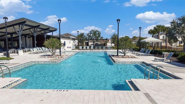 2326 VILLAGE AMBLE LOOP, Lutz, FL 33558