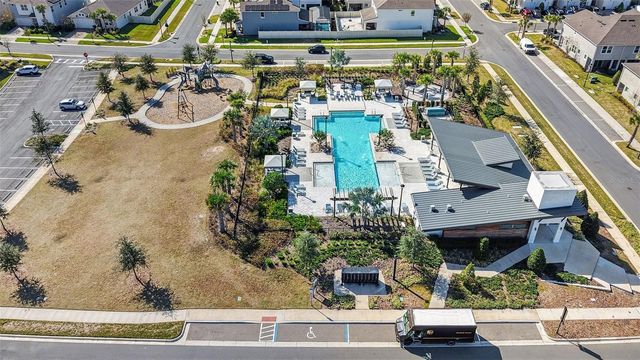 2326 VILLAGE AMBLE LOOP, Lutz, FL 33558