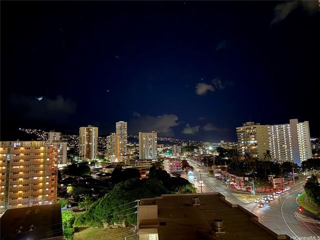 2474 Kapiolani Boulevard 1104, Honolulu, HI 96826