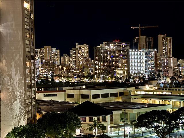 2474 Kapiolani Boulevard 1104, Honolulu, HI 96826