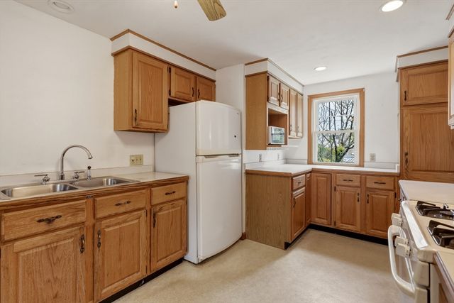151 Edgewood Avenue, Chicopee, MA 01013