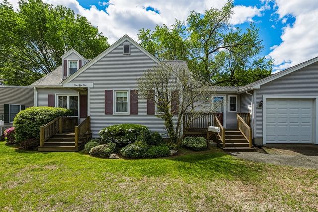 151 Edgewood Avenue, Chicopee, MA 01013