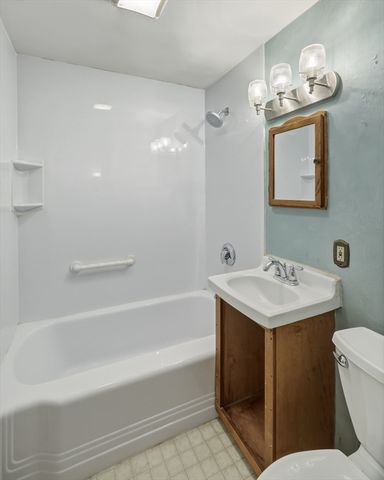 151 Edgewood Avenue, Chicopee, MA 01013